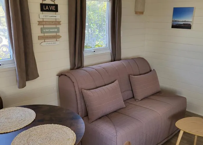 Sous Le Tilleul * Saint-Florent-le-Vieil